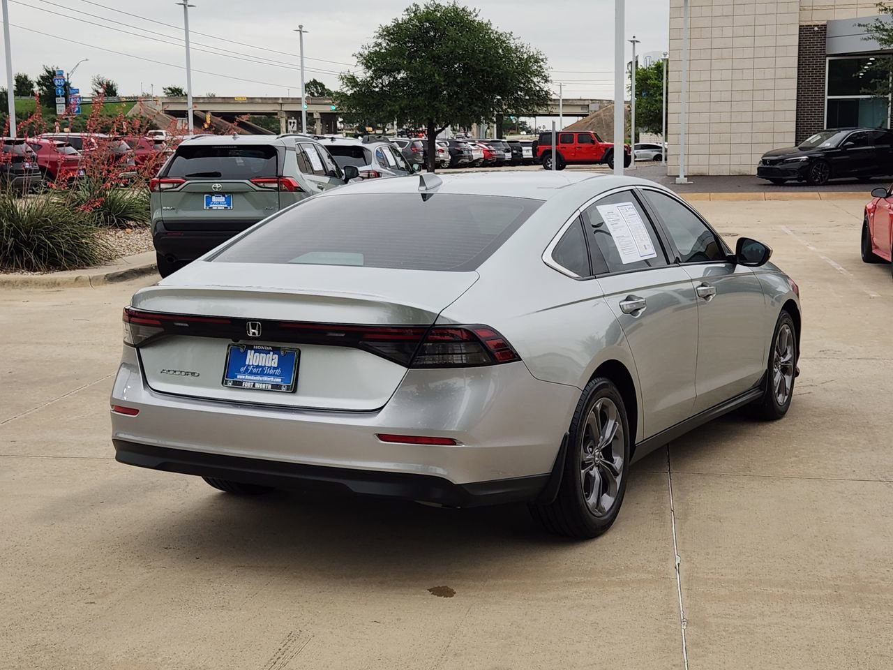 Used 2024 Honda Accord EX image 5