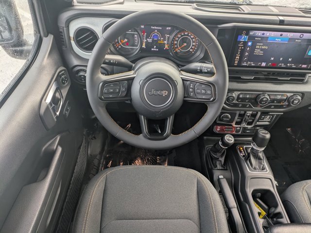Used 2024 Jeep Gladiator Sport image 13
