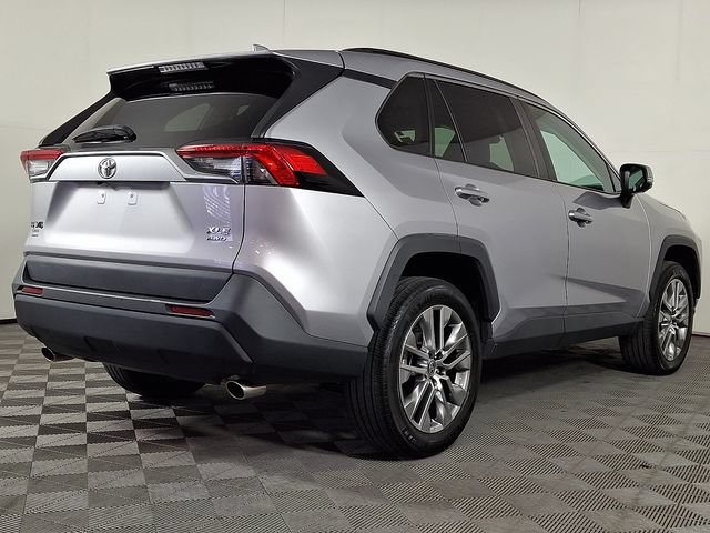 Used 2023 Toyota RAV4 XLE Premium AWD/4WD image 9