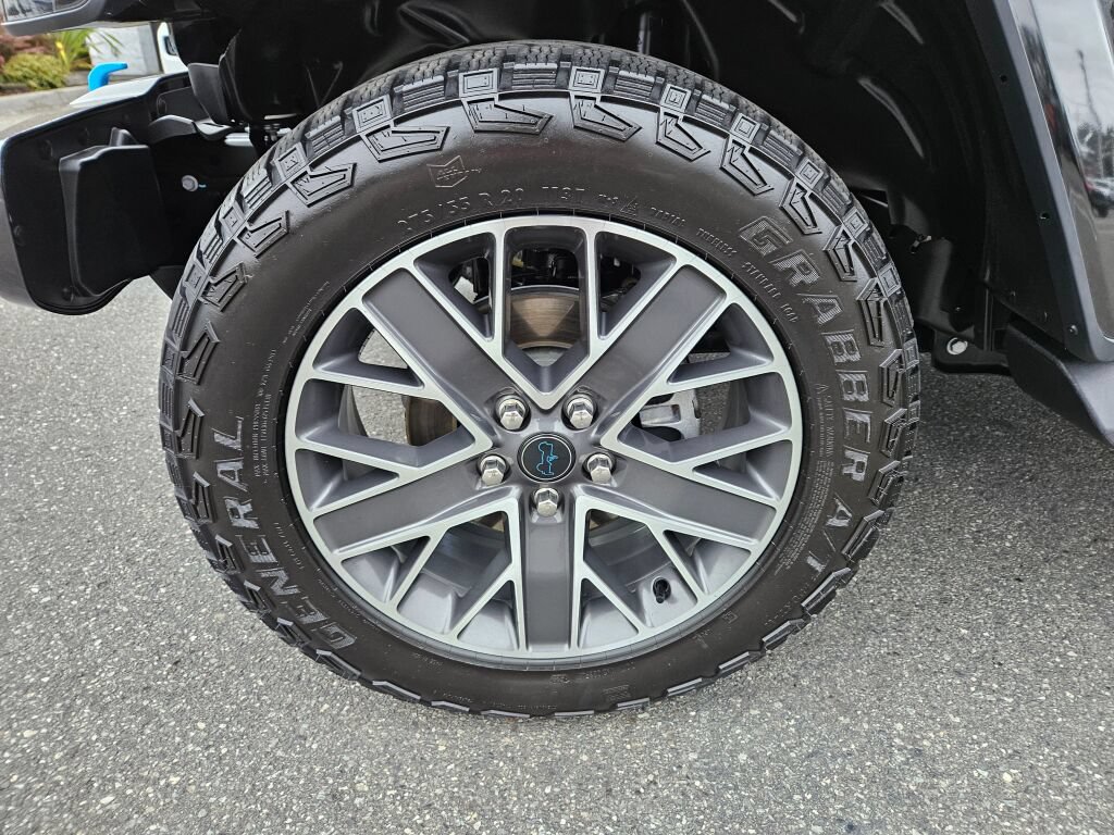 Used 2024 Jeep Wrangler High Altitude AWD/4WD image 9