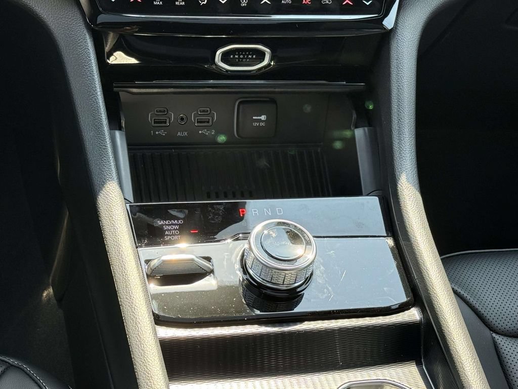 New 2027 Jeep Grand Cherokee Limited AWD/4WD image 22