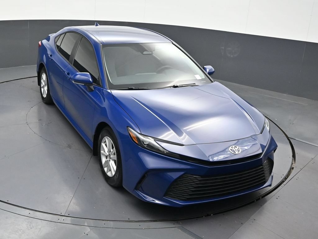 Used 2025 Toyota Camry LE w/ Convenience Package FWD image 21