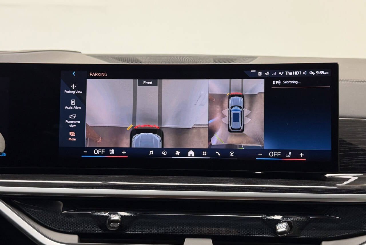 Used 2025 BMW X5 xDrive40i w/ M Sport Package image 94