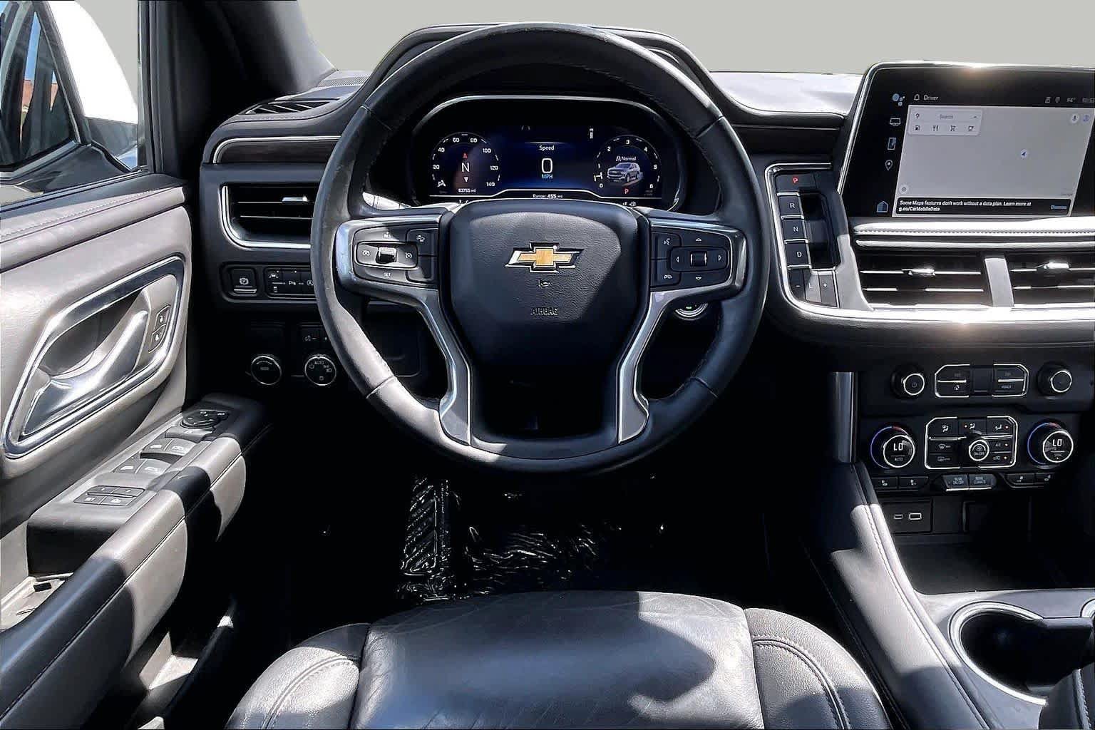 Certified 2024 Chevrolet Suburban LT RWD image 6