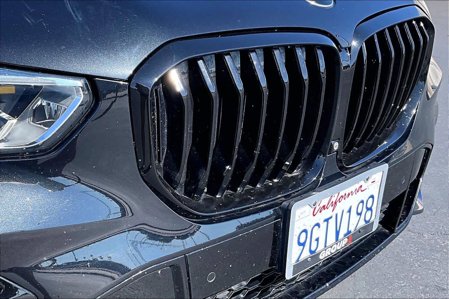 Used 2019 BMW X5 xDrive50i w/ M Sport Package AWD/4WD image 29