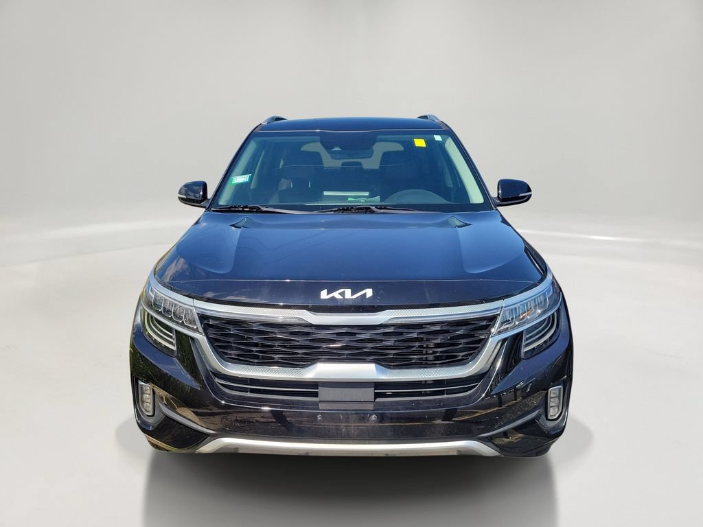 Used 2023 Kia Seltos SX AWD/4WD image 2