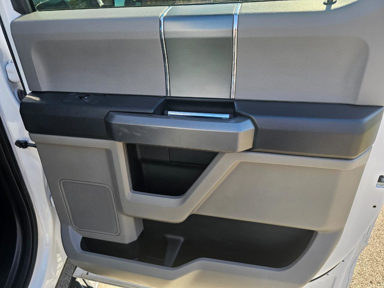 Used 2016 Ford F150 XLT w/ Equipment Group 301A Mid image 20