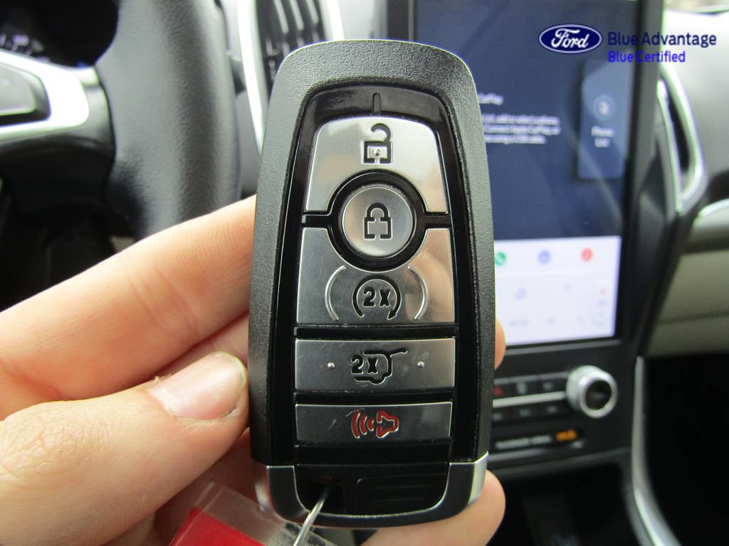 Certified 2024 Ford Edge Titanium AWD/4WD image 45