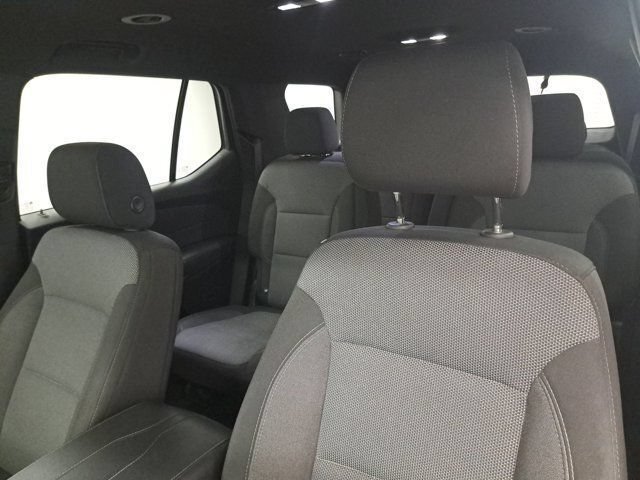 Used 2023 Chevrolet Traverse LT FWD image 20