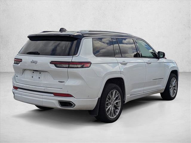 Used 2023 Jeep Grand Cherokee L Summit w/ Luxury Tech Group V image 4