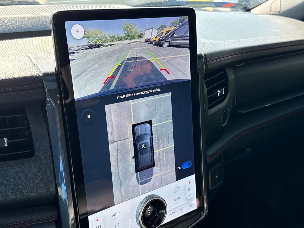 Certified 2022 Ford Expedition Limited image 25