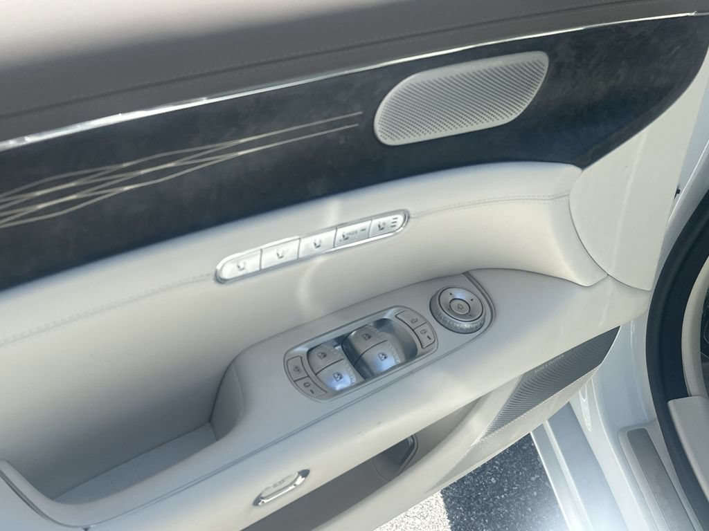 Used 2025 Genesis G90 3.5T AWD/4WD image 15
