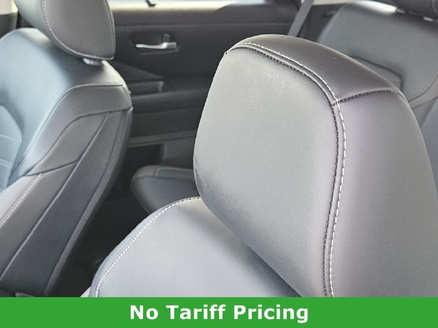 Used 2024 Nissan Pathfinder Platinum w/ Cargo Package FWD image 13