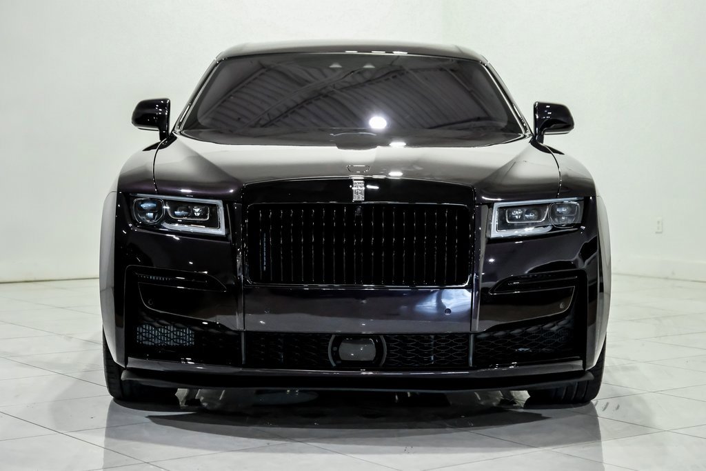 Used 2024 Rolls-Royce Ghost image 2
