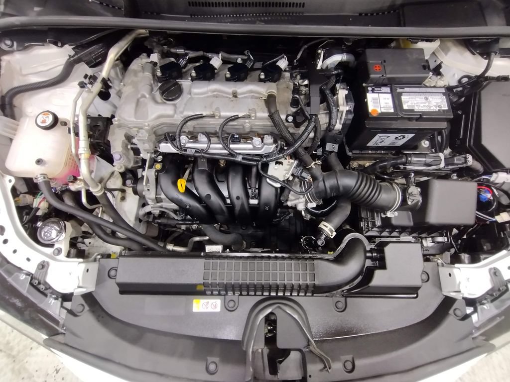 Used 2021 Toyota Corolla LE FWD image 9