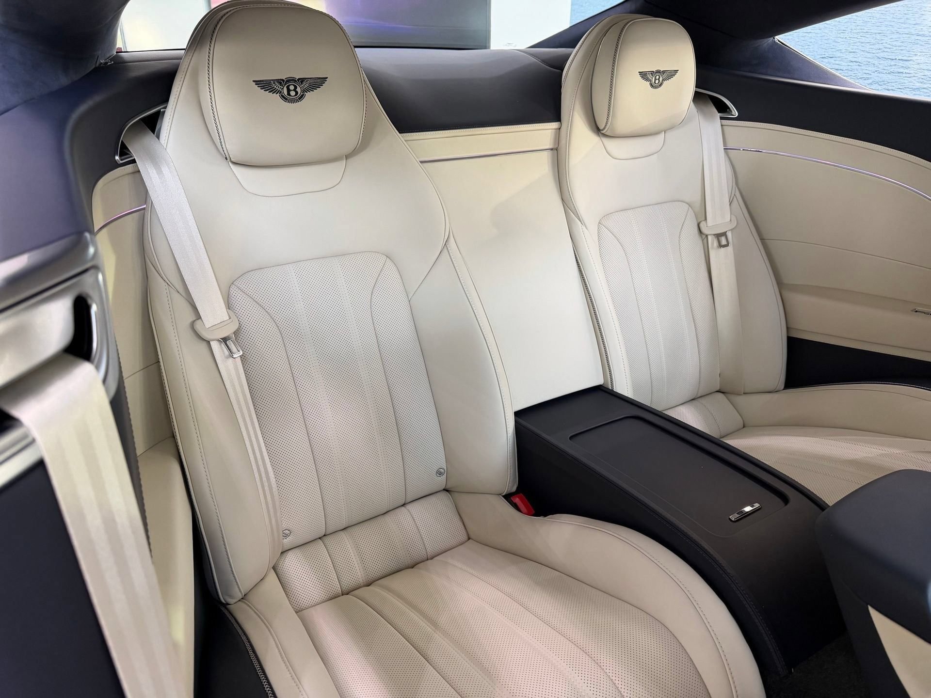 New 2026 Bentley Continental GT AWD/4WD image 25