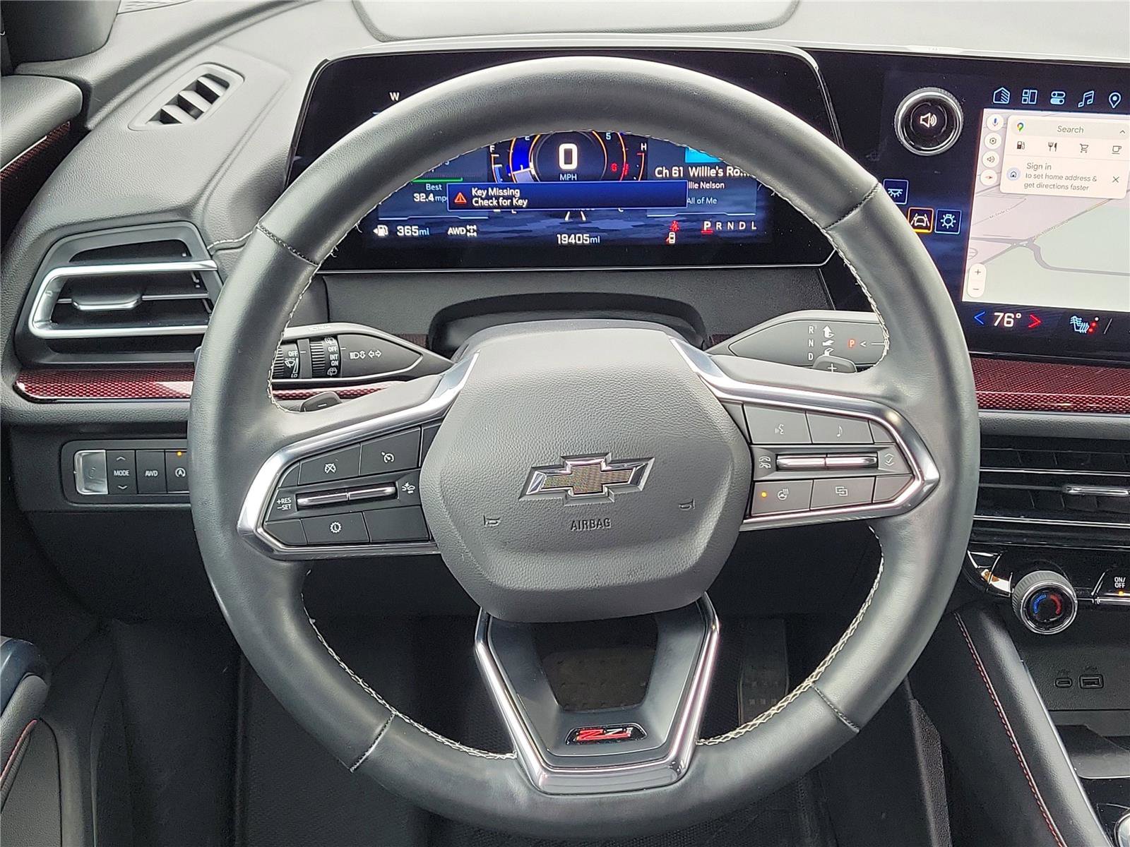 Used 2025 Chevrolet Traverse Z71 w/ Driver Confidence Package AWD/4WD image 23