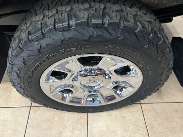 Used 2015 GMC Sierra 1500 SLT w/ All-Terrain Package AWD/4WD image 20