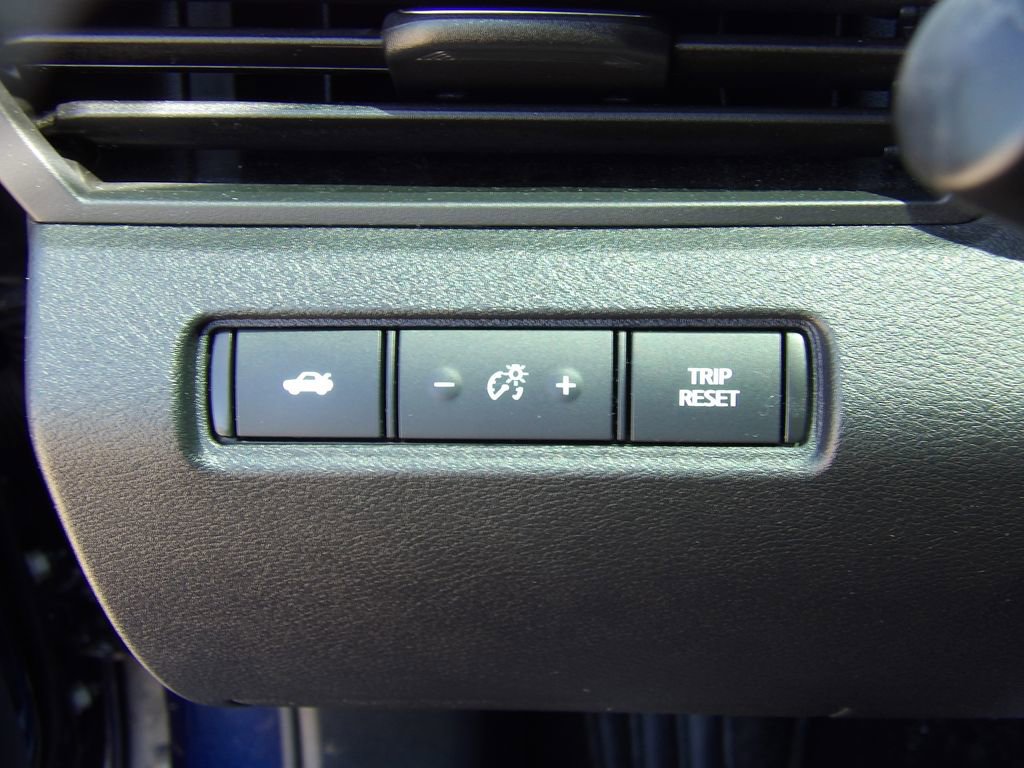 Used 2021 Nissan Altima 2.5 S w/ Driver Assist Package FWD image 12