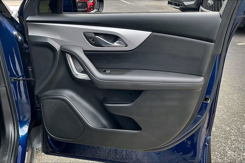 Used 2023 Chevrolet Blazer LT image 23