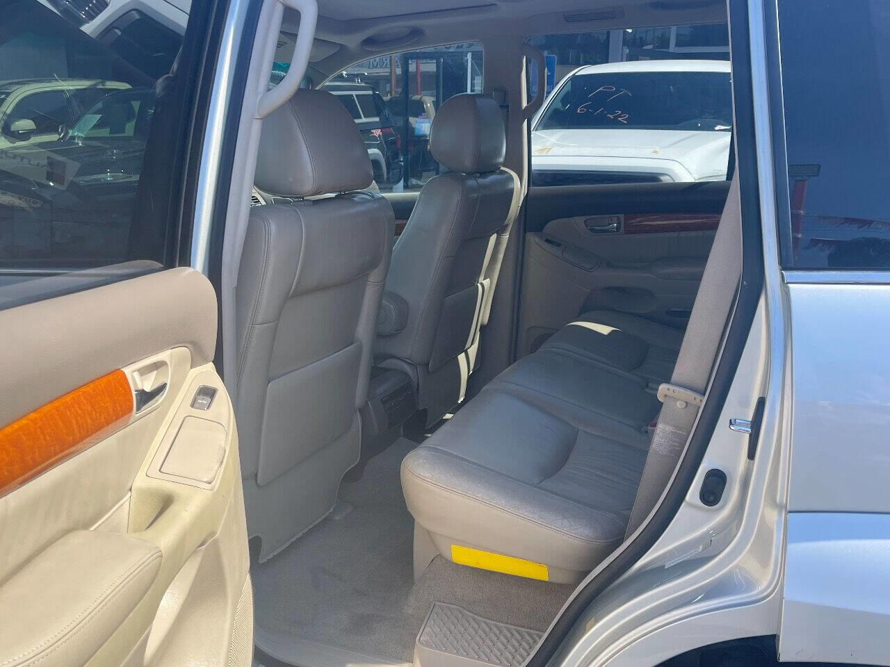 Used 2003 Lexus GX 470 image 19