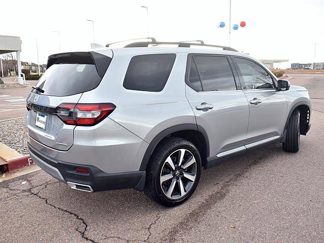 Used 2024 Honda Pilot Touring image 6