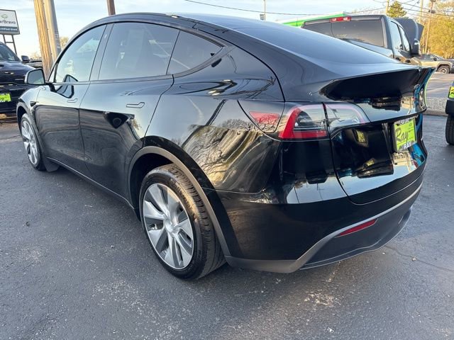 Used 2023 Tesla Model Y Long Range AWD/4WD image 4