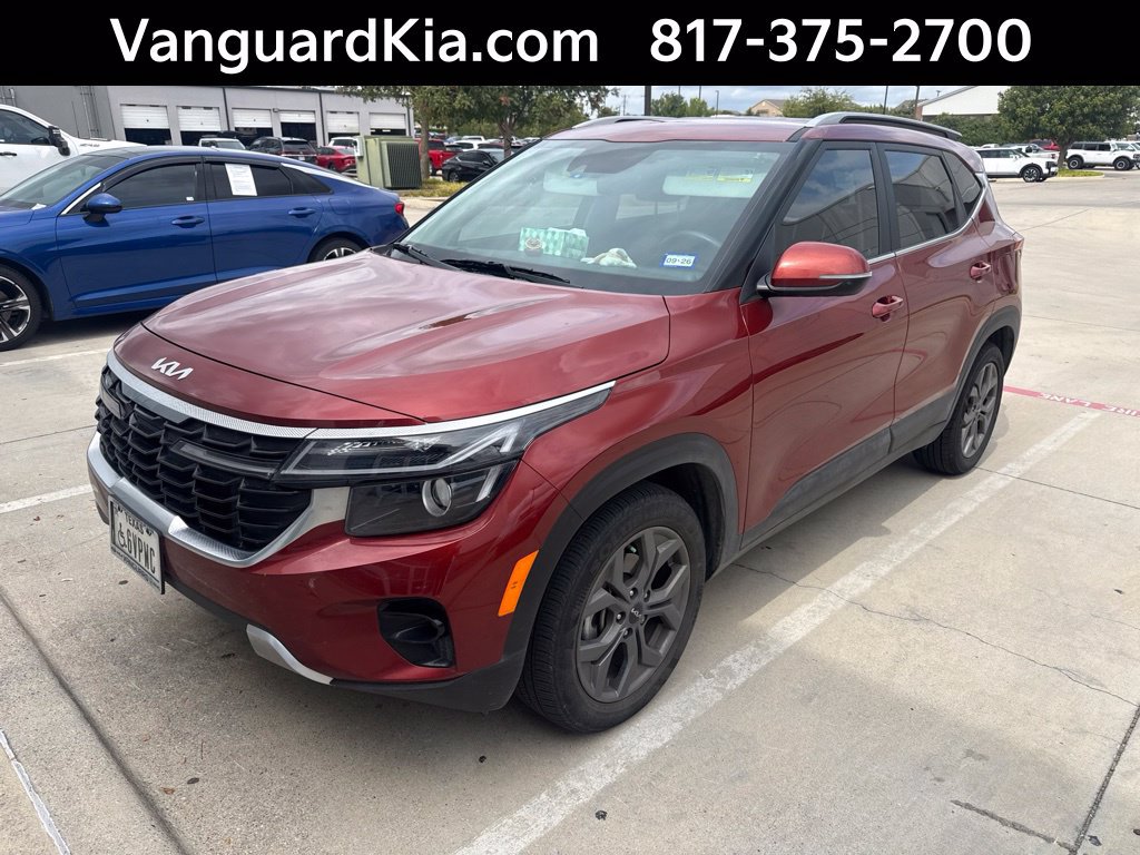 Certified 2024 Kia Seltos S FWD image 1