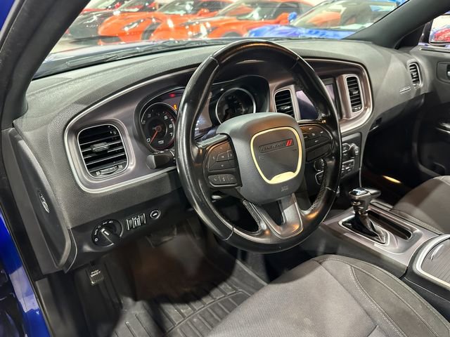 Used 2020 Dodge Charger SXT image 11