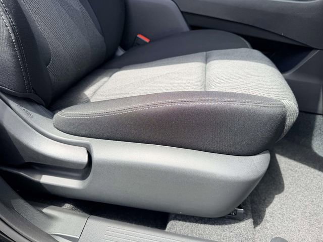 New 2026 Nissan Rogue SV w/ Cold Weather Package AWD/4WD image 9