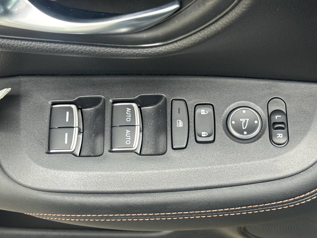 Used 2023 Honda HR-V Sport image 14
