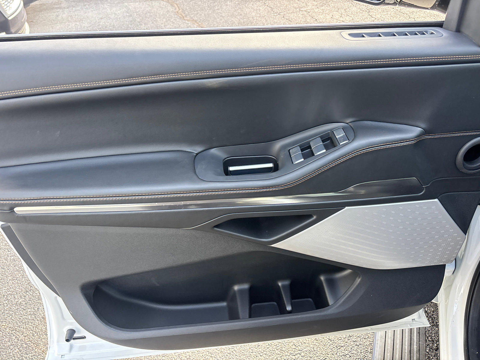 New 2026 Lincoln Navigator L Black Label image 11