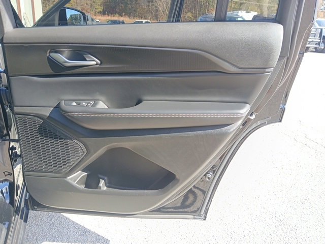 Used 2023 Jeep Grand Cherokee L Laredo image 39