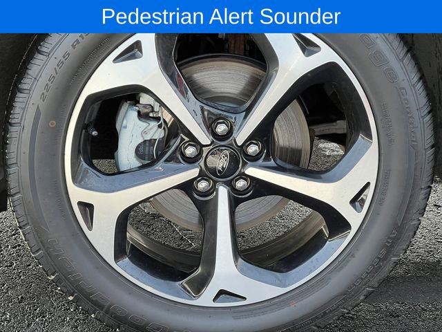 Certified 2023 Ford Escape ST-Line Elite w/ Premium Technology Package image 9