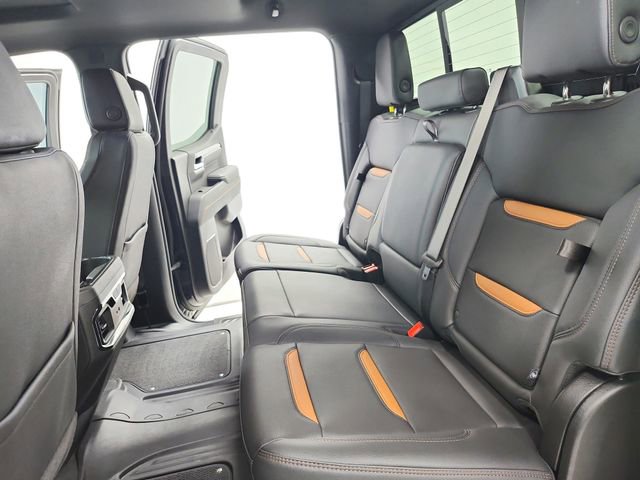 Used 2025 GMC Sierra 1500 AT4 w/ Technology Package AWD/4WD image 41
