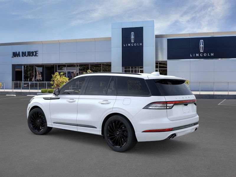 New 2026 Lincoln Aviator Reserve w/ Luxury Package RWD image 4