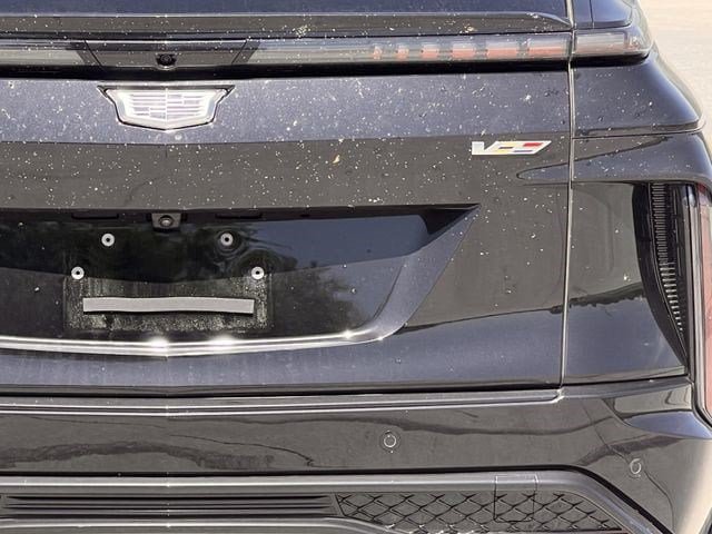New 2026 Cadillac Lyriq V w/ LPO, Floor Liner Package AWD/4WD image 29