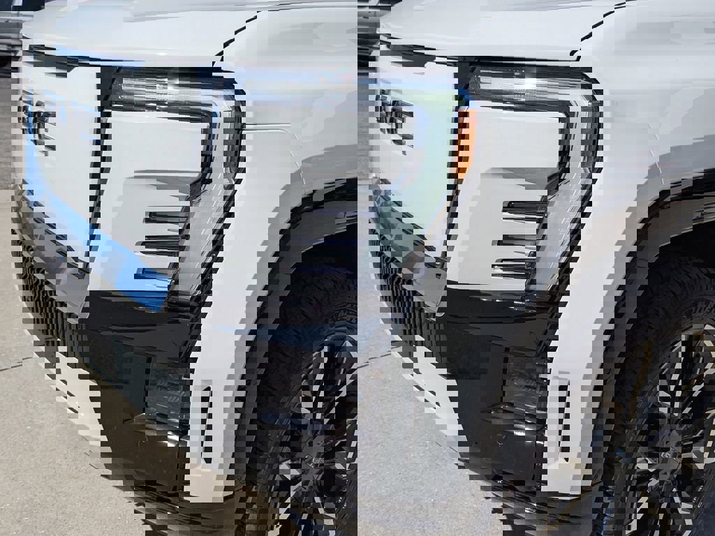 New 2025 GMC Sierra EV Denali AWD/4WD image 7