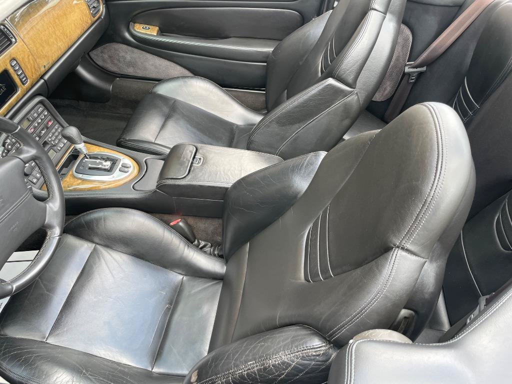 Used 2002 Jaguar XK8 Convertible RWD image 29