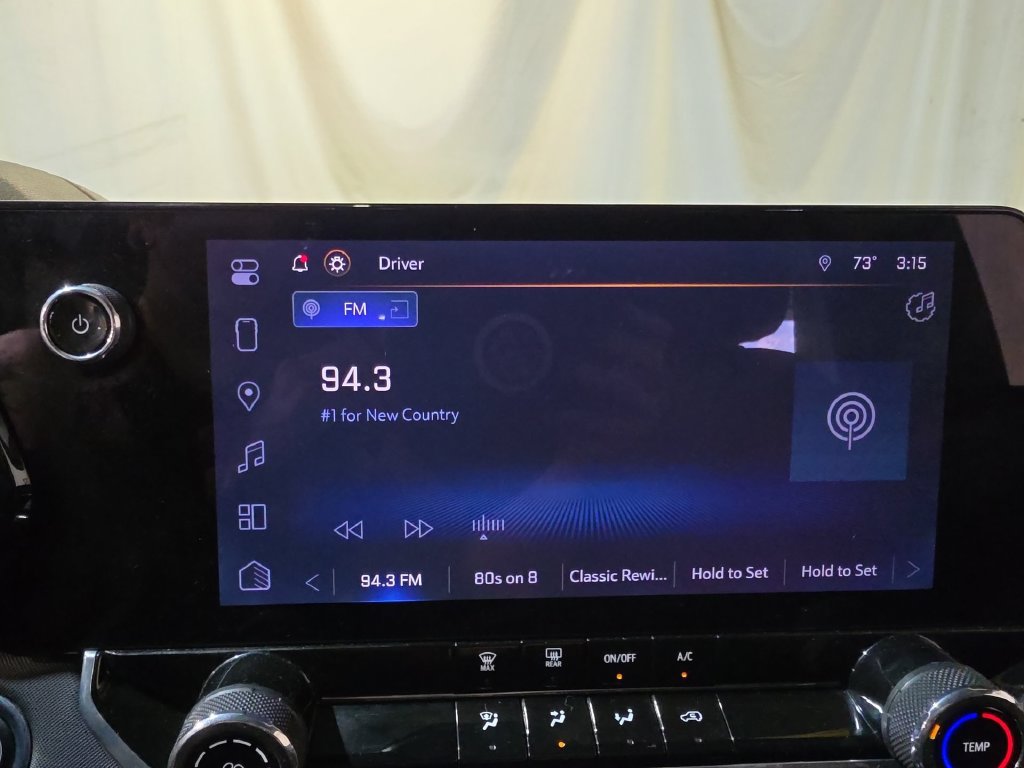 Used 2023 Chevrolet Colorado Z71 AWD/4WD image 12