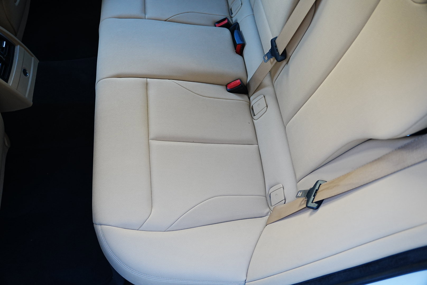 Used 2018 BMW 330i Gran Turismo xDrive image 14