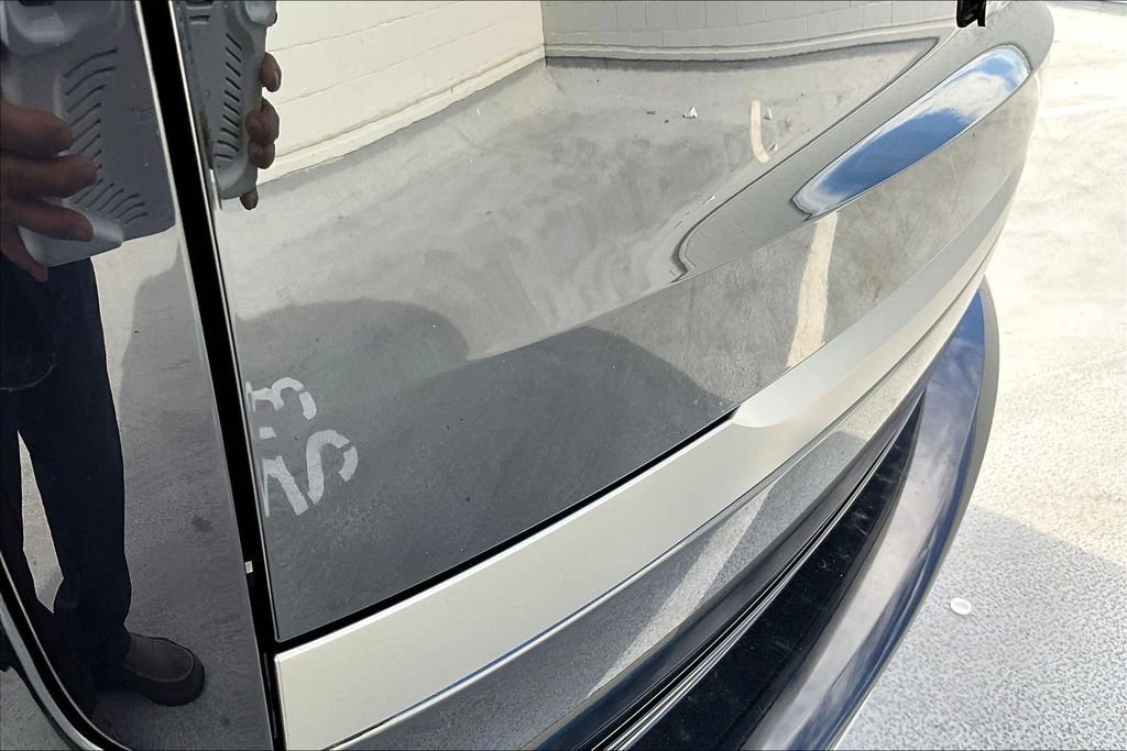 Certified 2025 Land Rover Range Rover SE AWD/4WD image 22