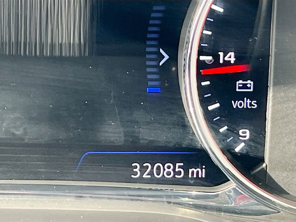 Used 2023 GMC Acadia Denali w/ Denali Technology Package image 12