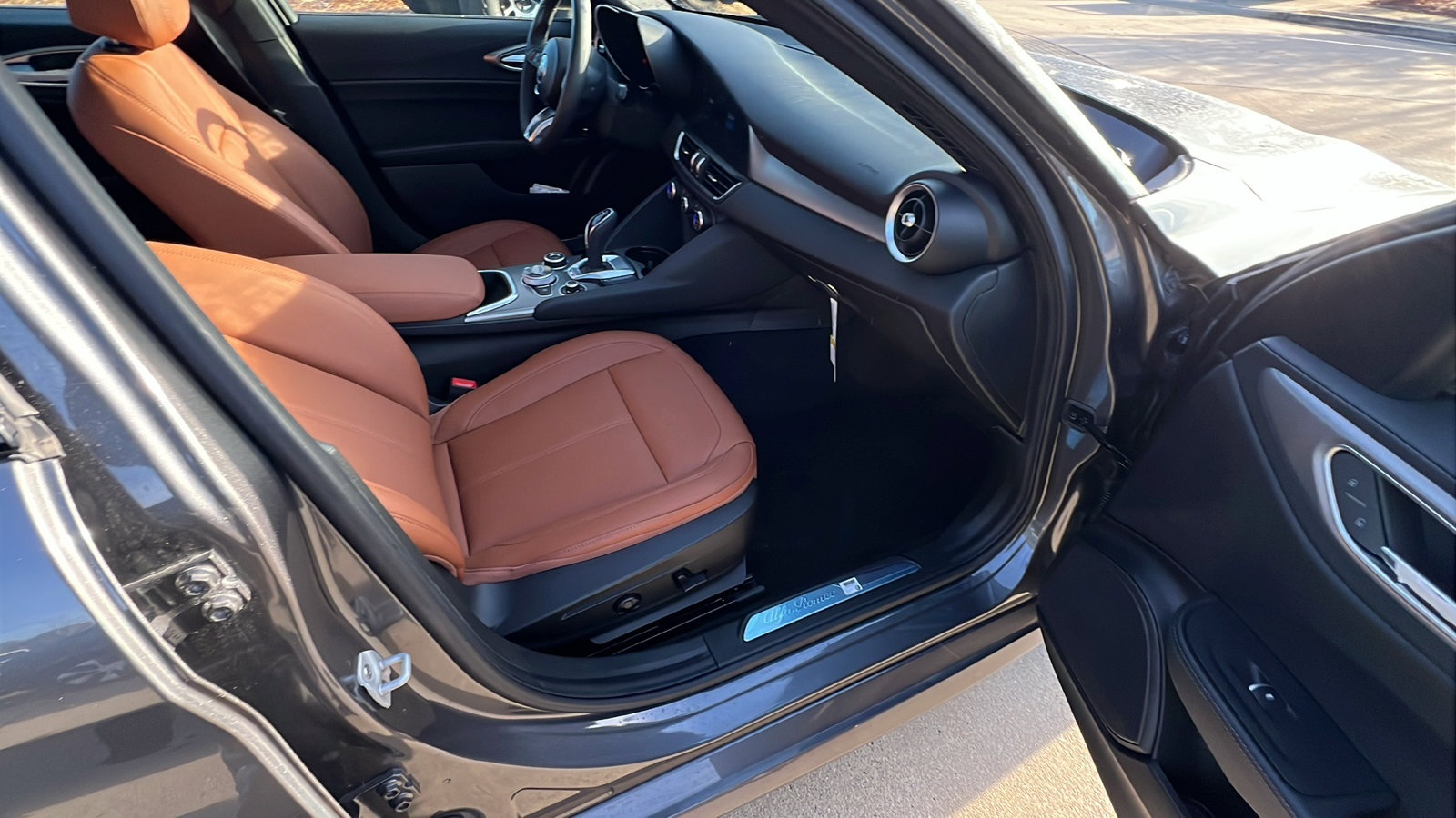 Used 2024 Alfa Romeo Giulia Ti w/ Active Assist Plus Package image 20