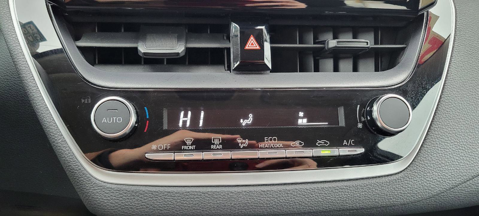 Used 2024 Toyota Corolla LE image 20