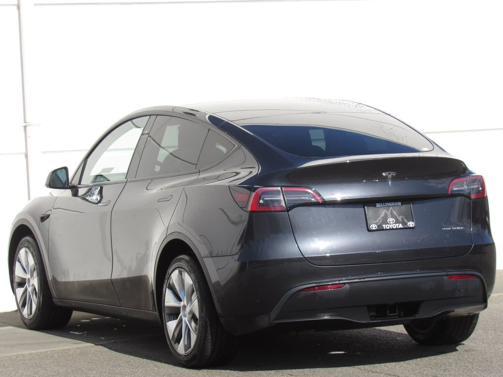 Used 2024 Tesla Model Y Long Range image 5