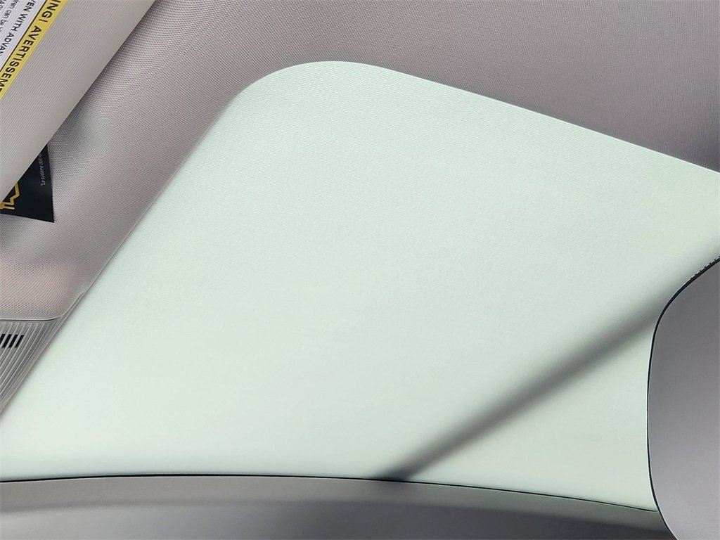 New 2025 Volkswagen Tiguan SE image 17