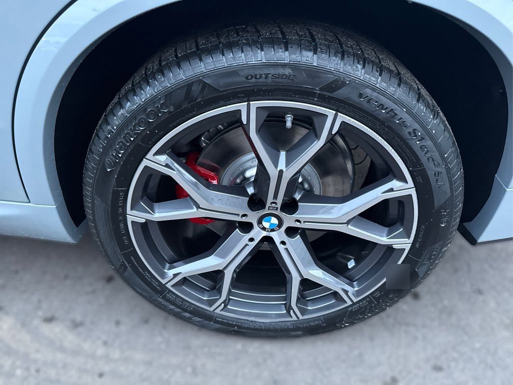 New 2026 BMW X5 xDrive50e w/ M Sport Package image 14