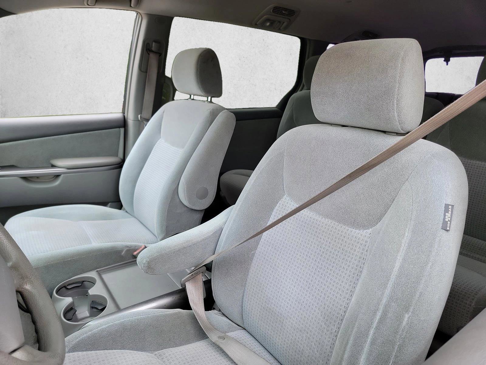Used 2008 Toyota Sienna CE FWD image 9
