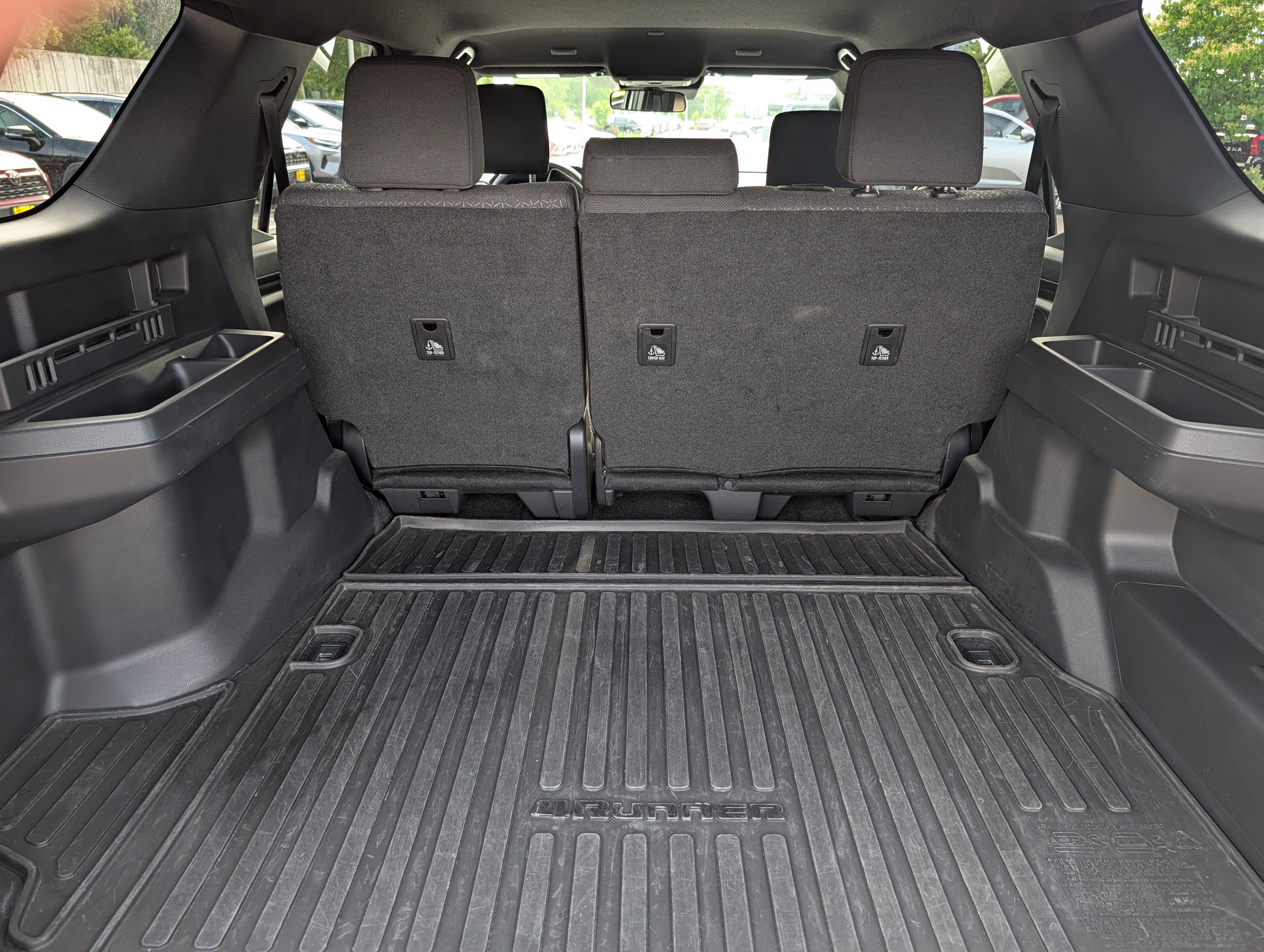 Certified 2025 Toyota 4Runner SR5 AWD/4WD image 18